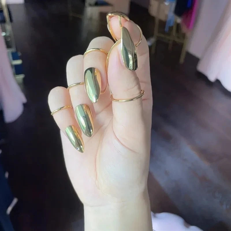 The Coven Claw Set Gold